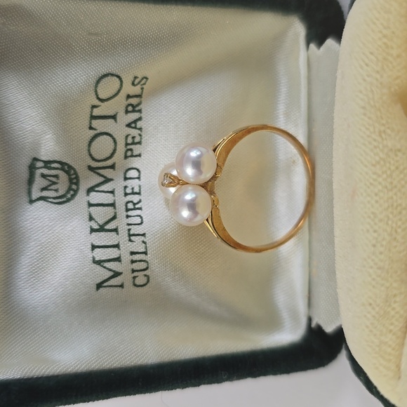 Mikimoto 18K Gold & Diamond Pearl Ring (Box not original to ring Not Cultured) - Picture 8 of 8